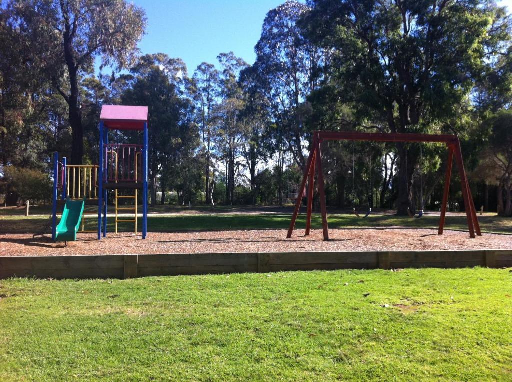 Mallacoota'S Shady Gully Caravan Park ภายนอก รูปภาพ