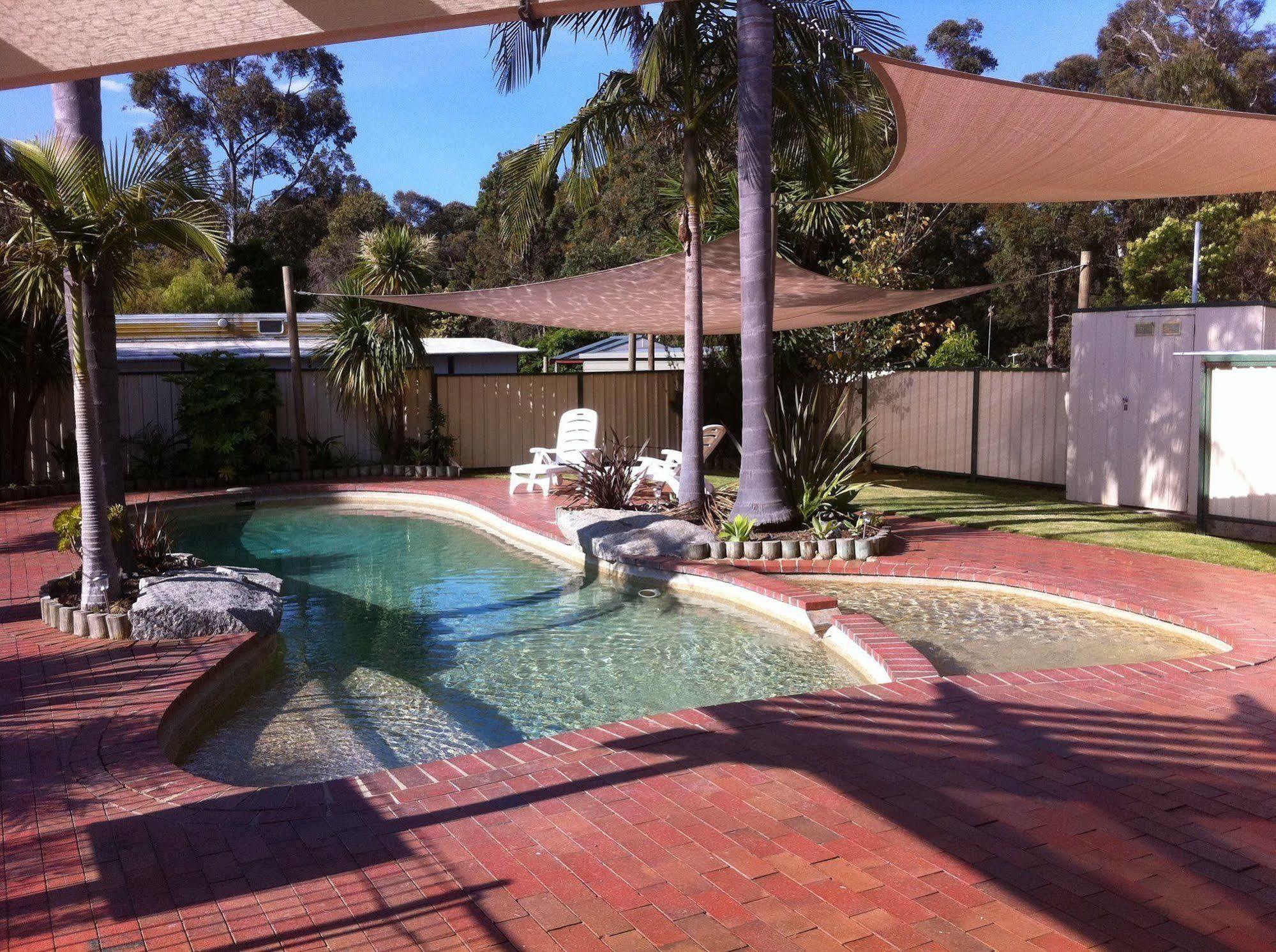 Mallacoota'S Shady Gully Caravan Park ภายนอก รูปภาพ